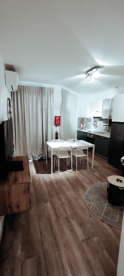 Getaway Suites Apartment 슬렌디 외부 사진